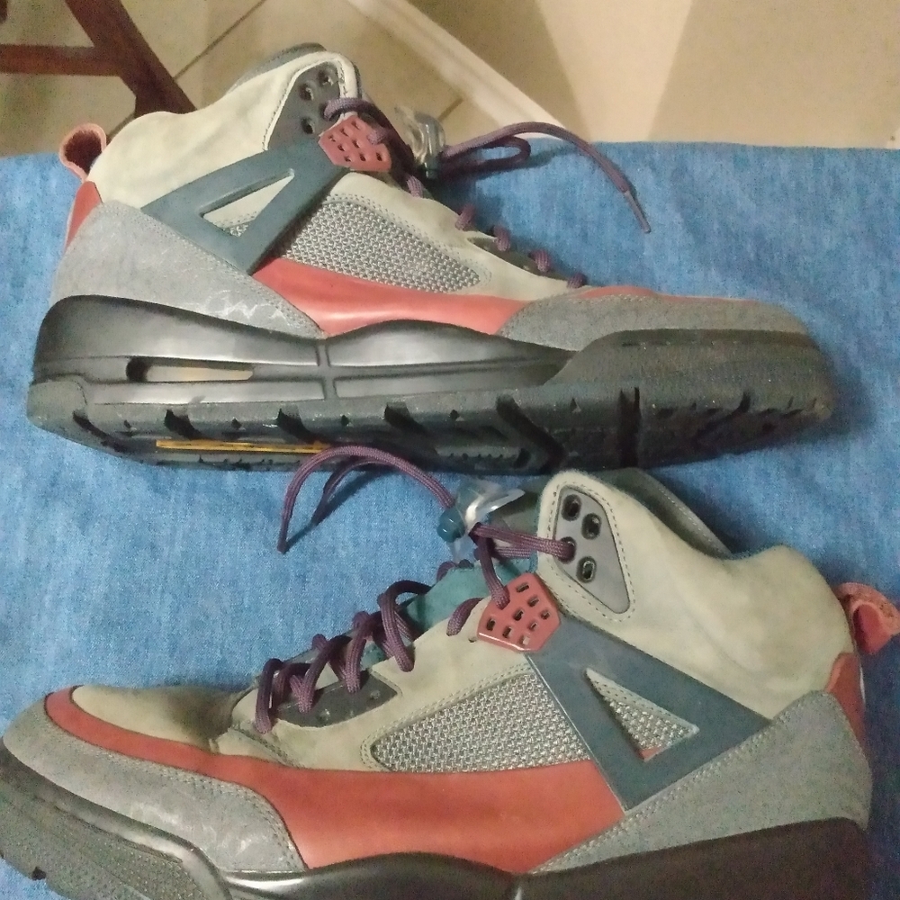 Noke Air Jordans Spike Lee edition